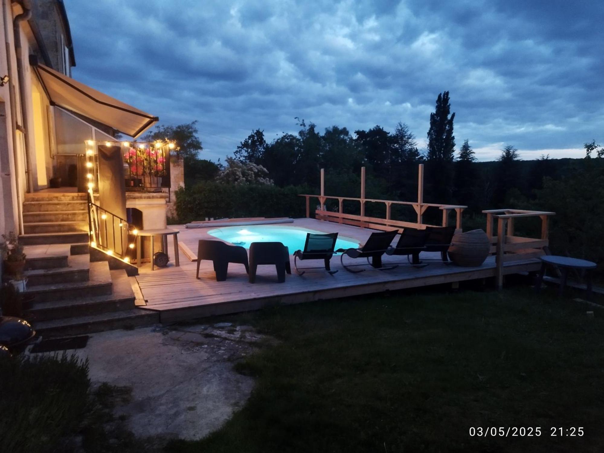 Hotel L'Evasion Nolay  Exterior foto